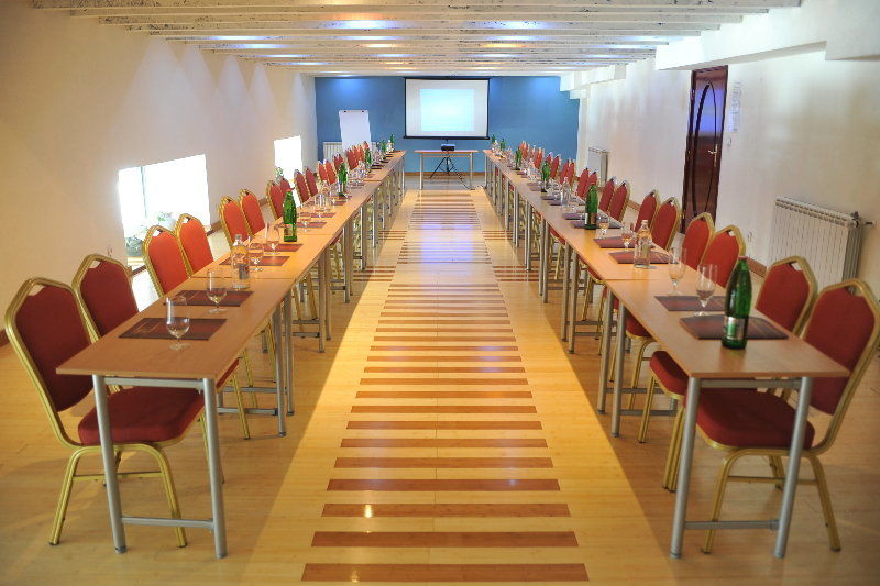 Queen's Astoria Design Hotel 4*